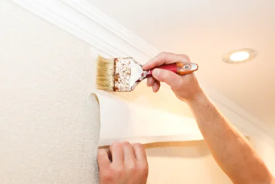 Pose de papier peint au Leslay — revêtements muraux et toiles de verre